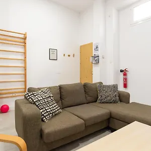 lucia-loft-city-center.hotelsinnerja.org/